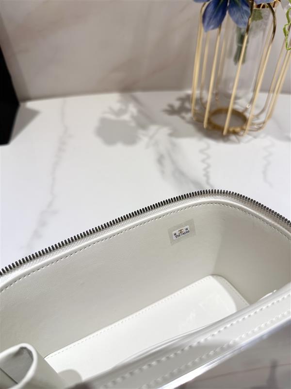 2026131221013522 580